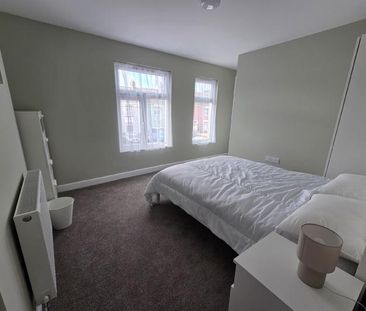 6 bedroom house share to rent - Photo 3