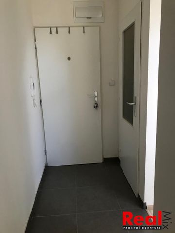 Pronájem bytu 1+kk 31 m2 - Photo 3