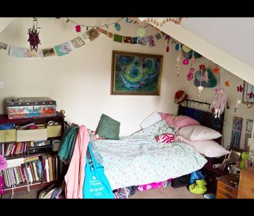 2 Bed Flat, Meanwood Road, LS6 - Photo 3