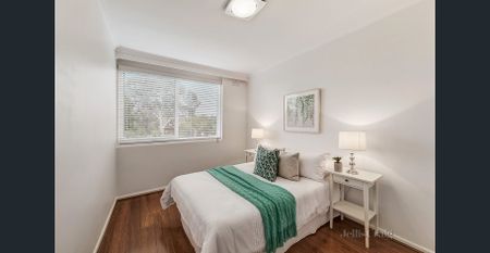 Stylish Apartment in a Great Location - Photo 5