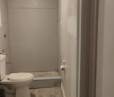 For Lease - 172 Waverley Road, Toronto, Ontario - Photo 5