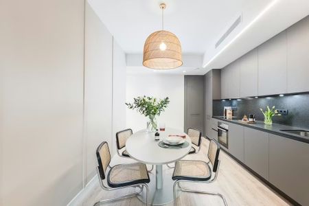 Carrer de Villarroel, Barcelona, Catalonia 08036 - Photo 5