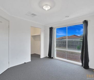 Light-Filled 3 Bedroom Family Home with Spacious Living & Backyard - Photo 3