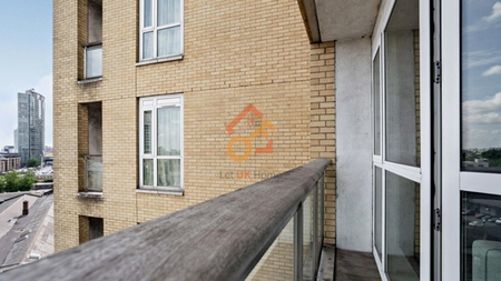 Circus Apartments, 39 Westferry Circus, London E14 - Photo 3
