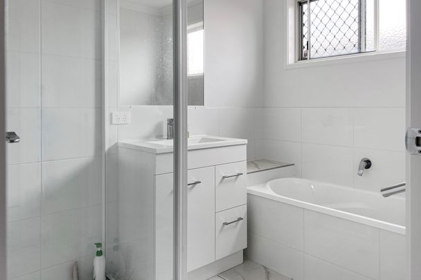 31 Waterside Way, - Photo 1