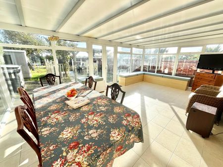 Alexandra Road, Great Wakering, Southend-on-Sea, Essex, SS3 0HN - Photo 4