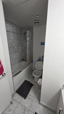 For Lease - 12 YORK Street Unit# 1704, Toronto, Ontario - Photo 3