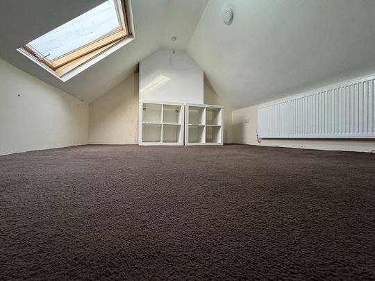 4 bedroom terraced house to rent - Photo 1