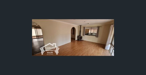 Quiet Living Just Minutes from Town - Photo 1