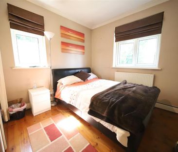 5 bedroom semi-detached house to rent - Photo 6