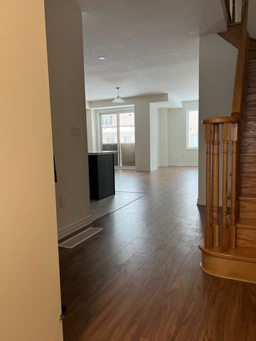 For Lease - 22 Beretta Street, Tillsonburg, Ontario - Photo 2