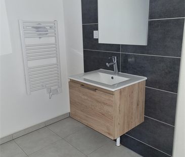 Location Appartement 2 pièces 51m² - Photo 3
