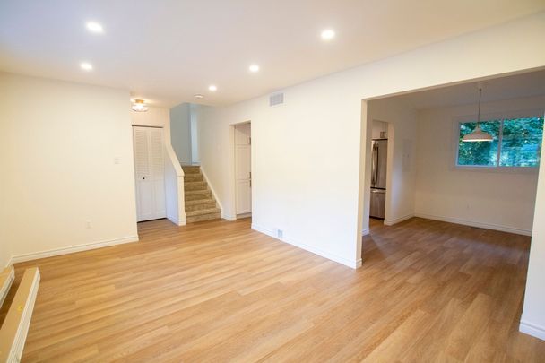 For Lease - 59 Haliburton Place, London South, Ontario - Photo 1