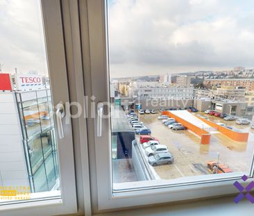 Pronájem bytu 1+kk a garsoniéry 29 m² - Fotografie 1