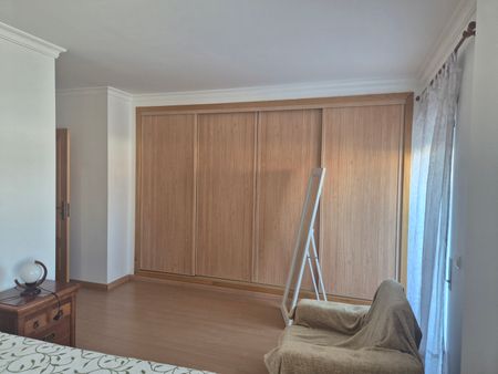 Excelente apartamento - arrendamento ANUAL - Photo 4