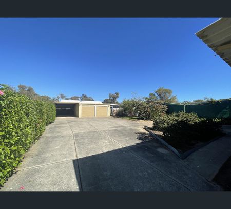 15 Duncan Road, Coodanup, WA 6210 - Photo 4