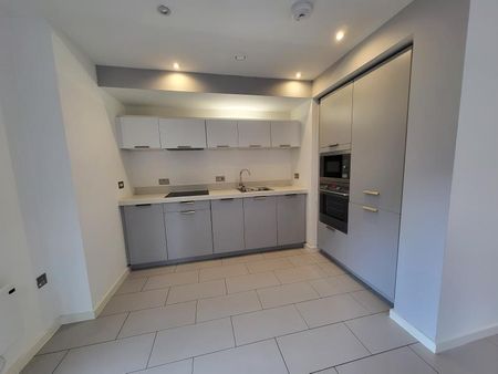 2 bedroom apartment to rent - Photo 4