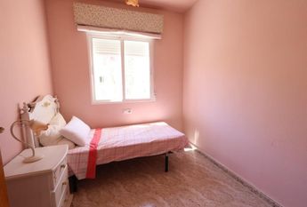 Adosado en la Regia . Temporada larga.