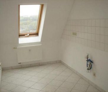 schöne 2 Zimmer Dachgeschoss Wohnung - Photo 1