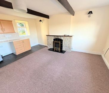 2 bedroom terraced house to rent - Photo 2