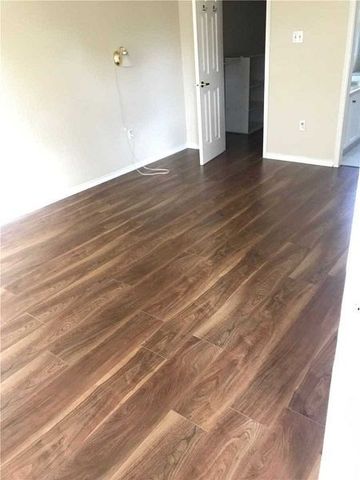 For Lease - 1078 Glenbrook Avenue, Oakville, Ontario - Photo 5