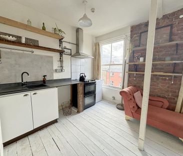 1 bedroom flat to rent - Photo 2
