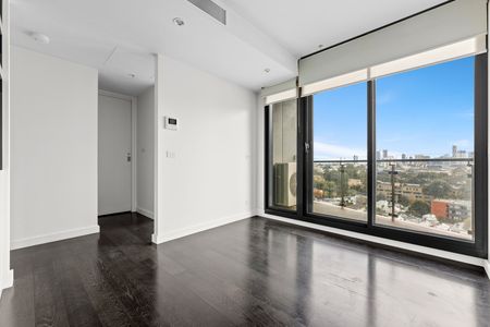 Stunning Two Bedroom Apartment with City Views! - Photo 2