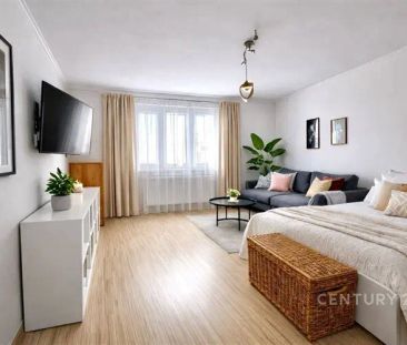 Pronájem bytu 2+kk s balkonem, 66,4 m - Fotografie 1