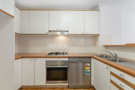 3301/177-219 Mitchell Road, Erskineville, NSW 2043 - Photo 5