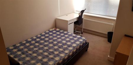 6 bedroom house to rent - Photo 5