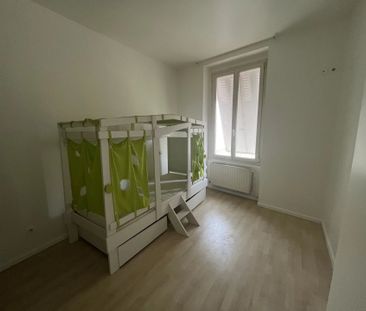 Location Appartement 3 pièces 74m² ST ETIENNE 42100 - Photo 6