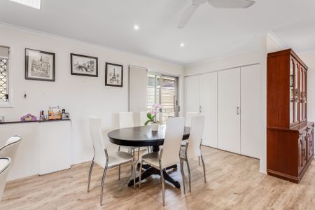 Easy Living on Olivia Drive - Photo 4