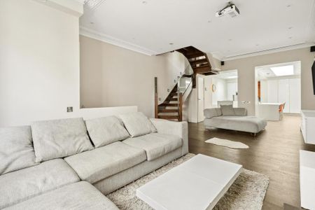 3 bedroom terraced house to rent - Photo 2