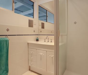 Central Coffs Harbour Home - Photo 4