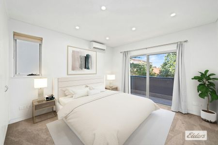 Sunlit Three Bedroom Townhouse in Rose Bay - Photo 3