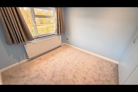 3 Bed Semi-Detached House, Brampton Grove, HA3 - Photo 3