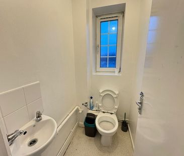 Room in a Shared House, Hollybush Gardens, E2 - Photo 5