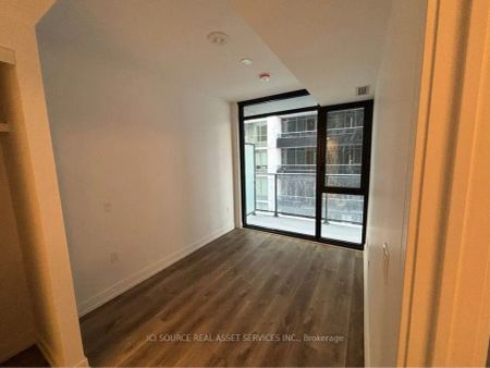 1 Jarvis Street #618 - Photo 2