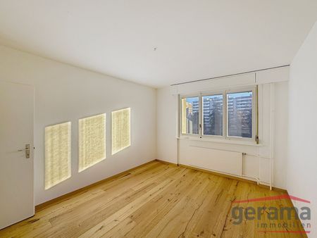 Appartement rafraîchi de 3.5 pièces au 4e étage - Photo 2
