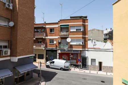 Calle Real Vieja, Alcobendas, Community of Madrid 28100 - Photo 2