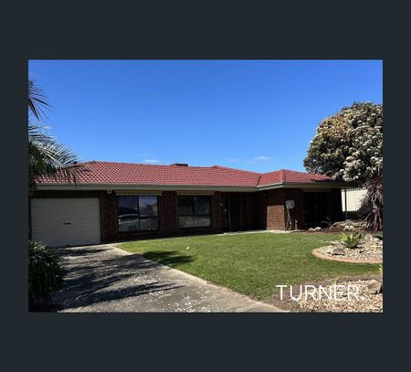 33 Flinders Crescent, Hackham, SA 5163 - Photo 4