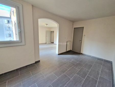 Location Appartement 4 pièces 106 m2 à Draguignan - Photo 5
