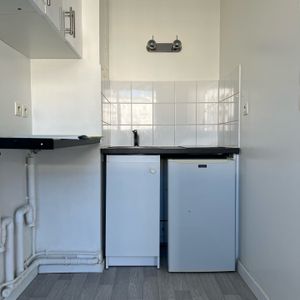 Location Appartement 1 pièce 27m² NANTES 44000 - Photo 2