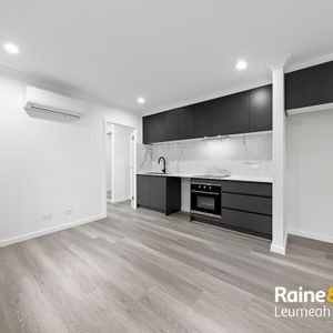 Stunning Brand New 2-Bedroom House in Leumeah - Photo 2