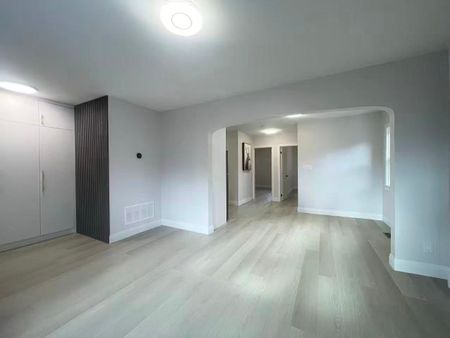 For Lease - 544 Indian Road Unit# Upper, Toronto, Ontario - Photo 2