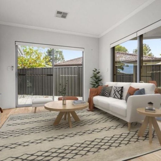 Stylish, Spacious & Ready to Move In - Photo 1