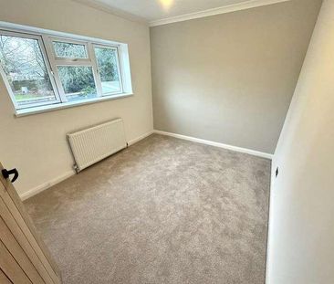 Stroud Avenue, Willenhall, WV12 - Photo 5