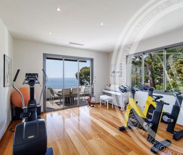 Villa Contemporaine d'Exception avec Vue Panoramique sur la Mer – È... - Photo 3