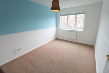 3 bedroom townhouse to rent - Photo 4