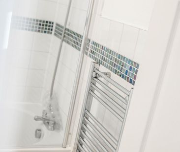 2 bedroom terraced house to rent - Photo 3